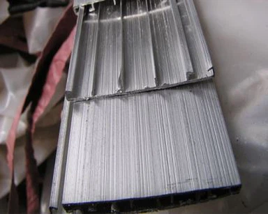 Bar Fixio Alwminiwm 35mm ar gyfer Taflen Polycarbonad